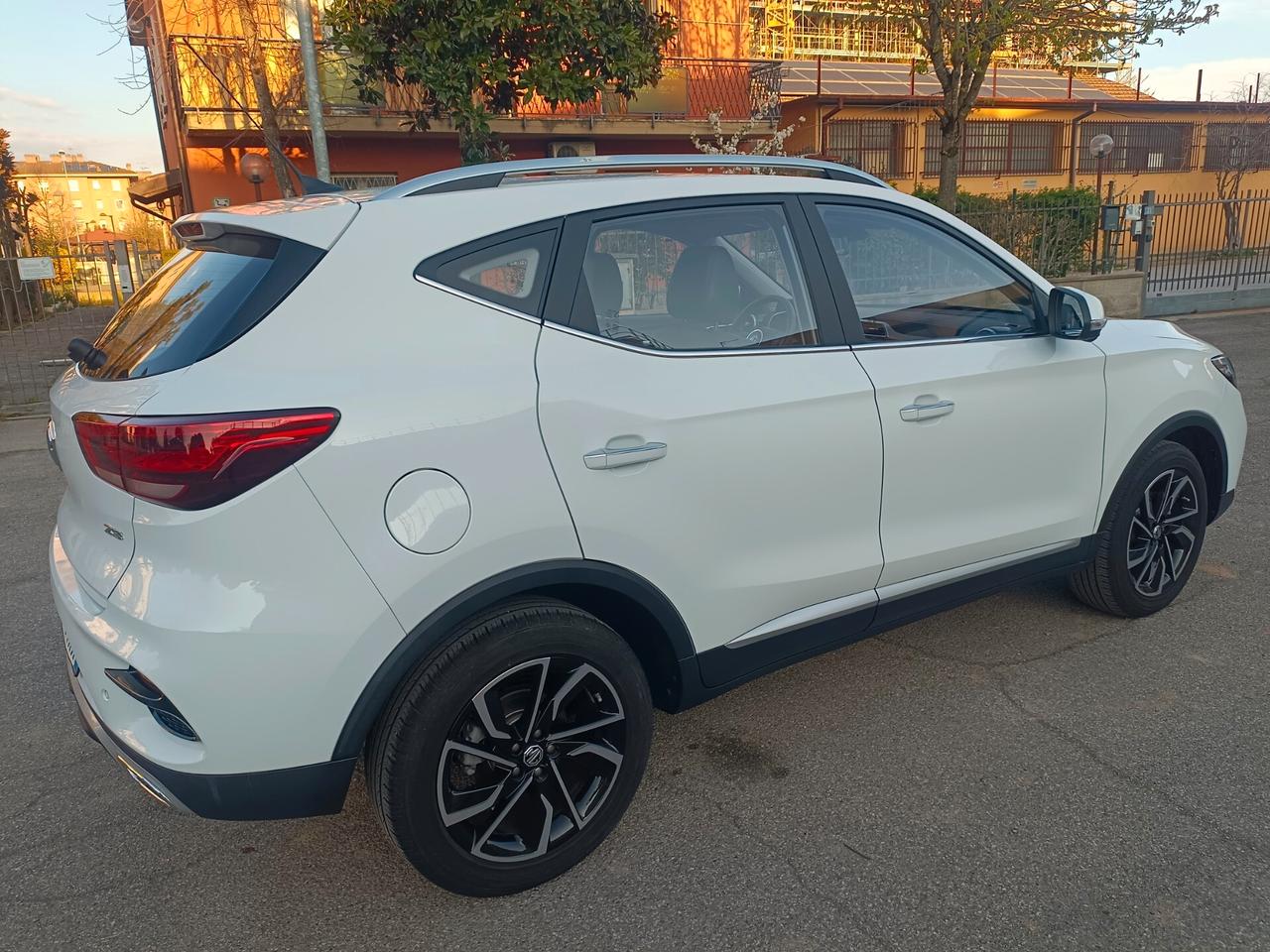 ZS 1.5 VTi-TECH LUXURY GPL