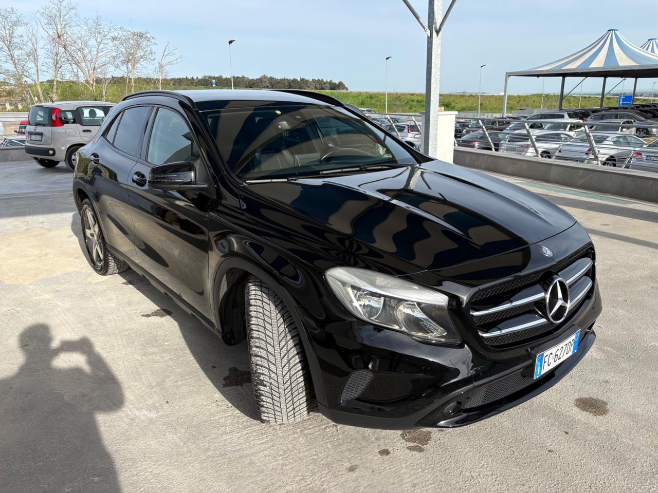 Mercedes-benz GLA 180 d Sport LED INTERNO CERCHI AMG