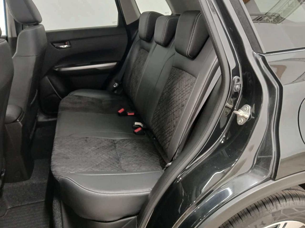 Suzuki Vitara 1.4 Hybrid 129cv PANORAMA / CAMERA / NAVI / PELLE