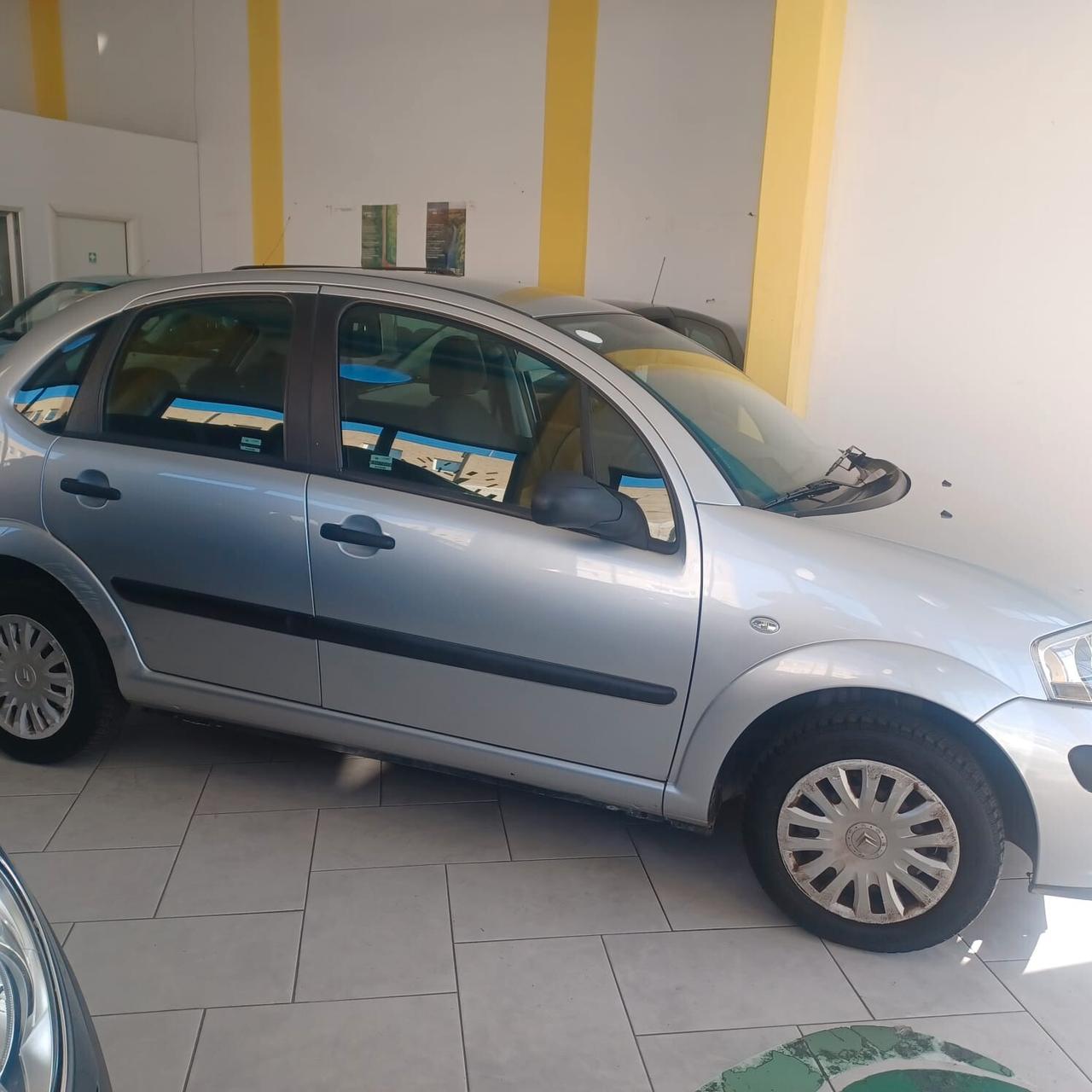 UNICO PROPRIETARIO C3 1.1 NEOPATENTATI