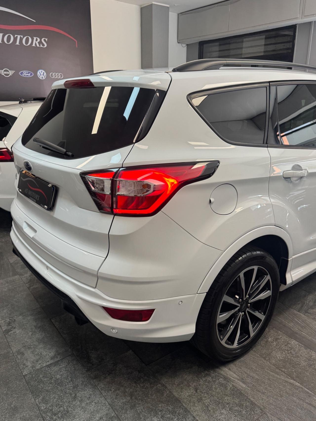 Ford Kuga 1.5 TDCI 120 CV ST-Line
