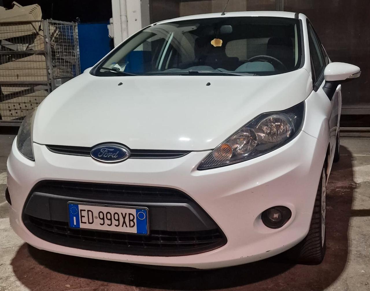 Ford Fiesta 1.4 5 porte Bz.- GPL Titanium