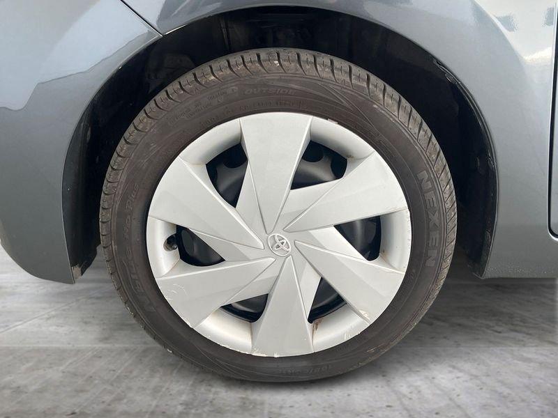 Toyota Aygo Aygo 5p 1.0 x-play tss