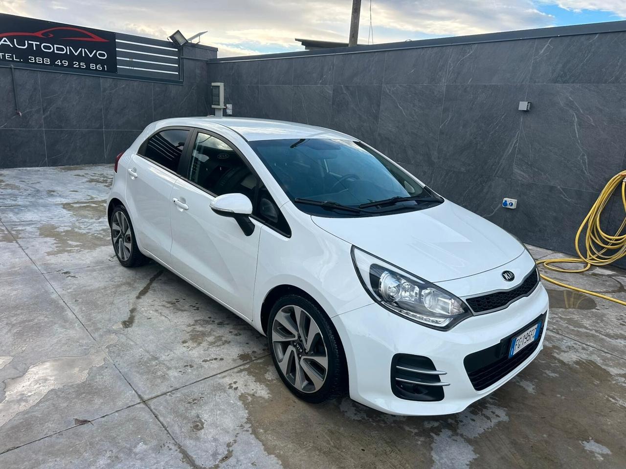 Kia Rio 1.4 CRDi 5p.S&S High Tech 12\2016