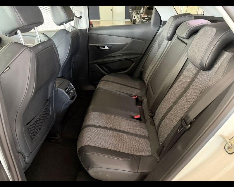 Peugeot 3008 II 2016 1.2 puretech t Allure s&s 130cv my18