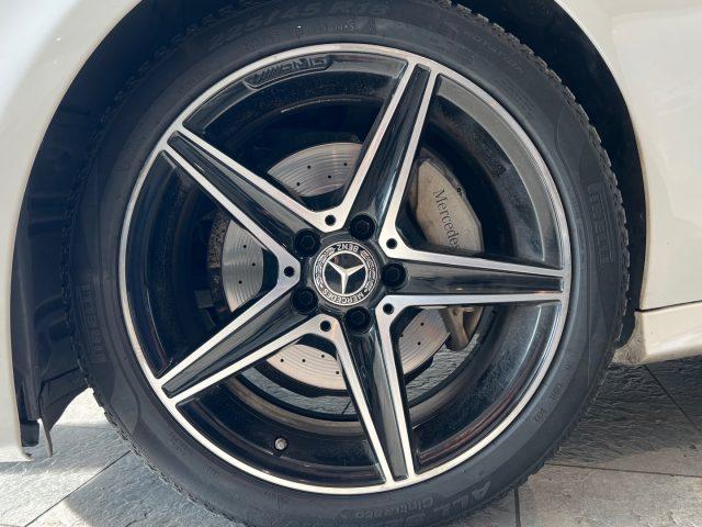 MERCEDES-BENZ C 220 d Coupé Premium Plus AMG