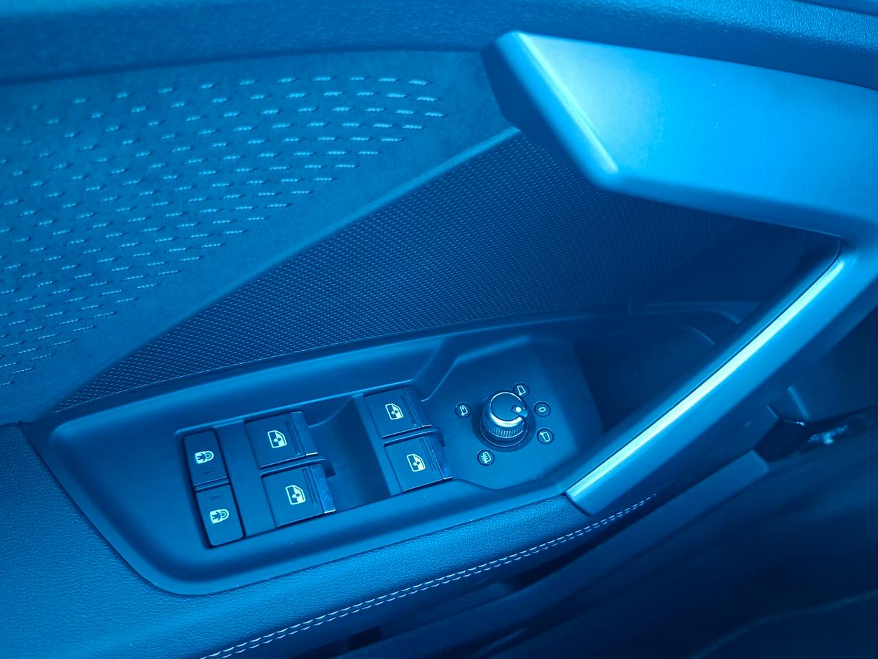 Audi A3 allstreet 35 TDI S tronic Identity Contrast