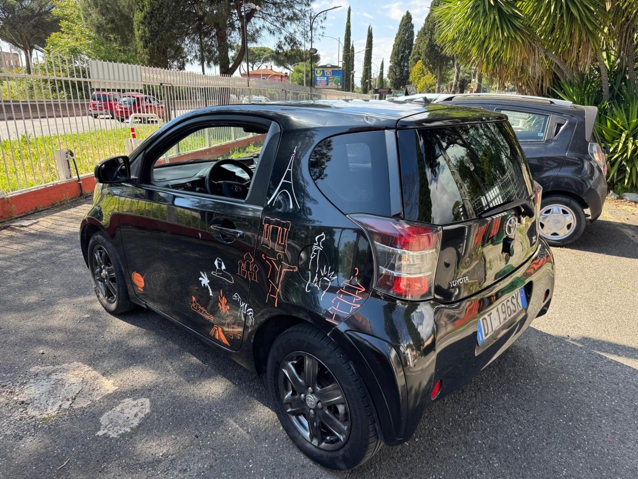 Toyota iQ 1.0 benzina - MANUALE - 2010