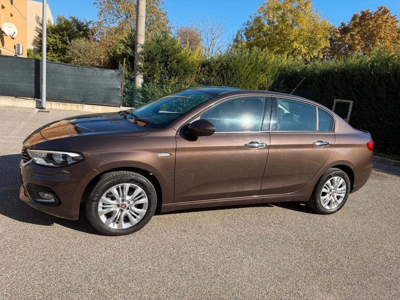 Fiat Tipo 1.4 - NEOPATENTATI - 12 MESI DI GARANZIA -
