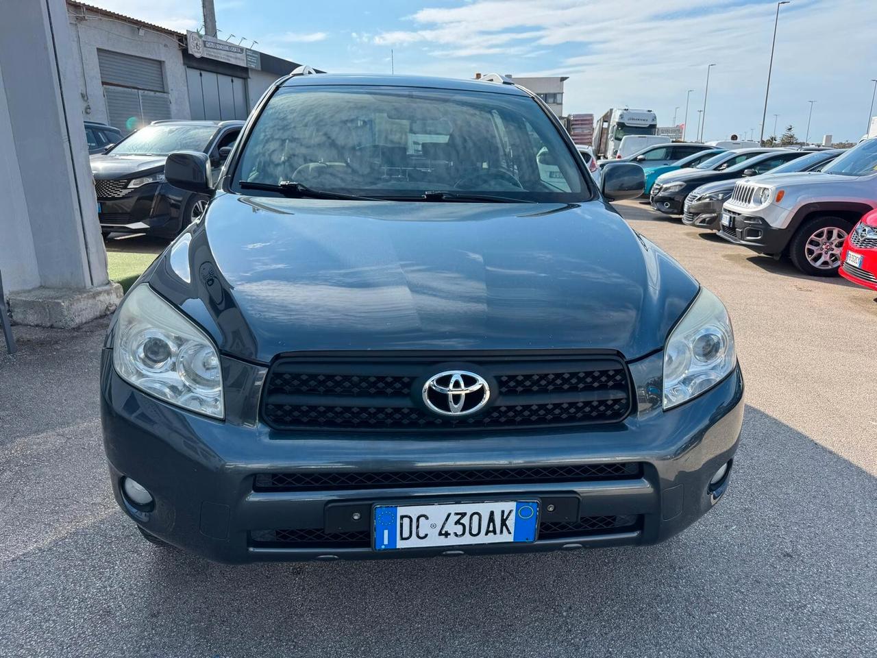 Toyota RAV 4 RAV4 2.2 D-4D 136 CV Sol