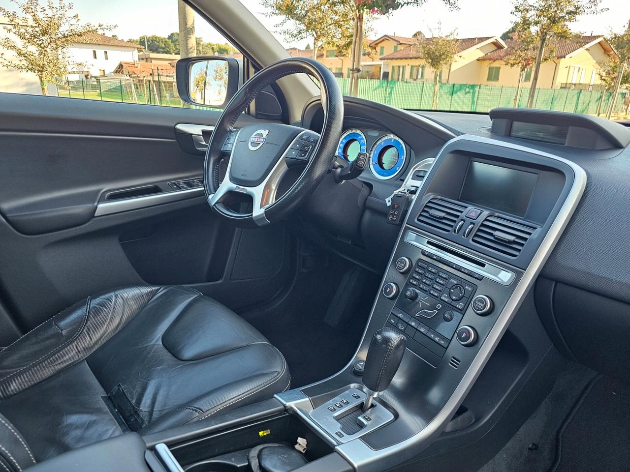 Volvo XC 60 XC60 D5 AWD R-design