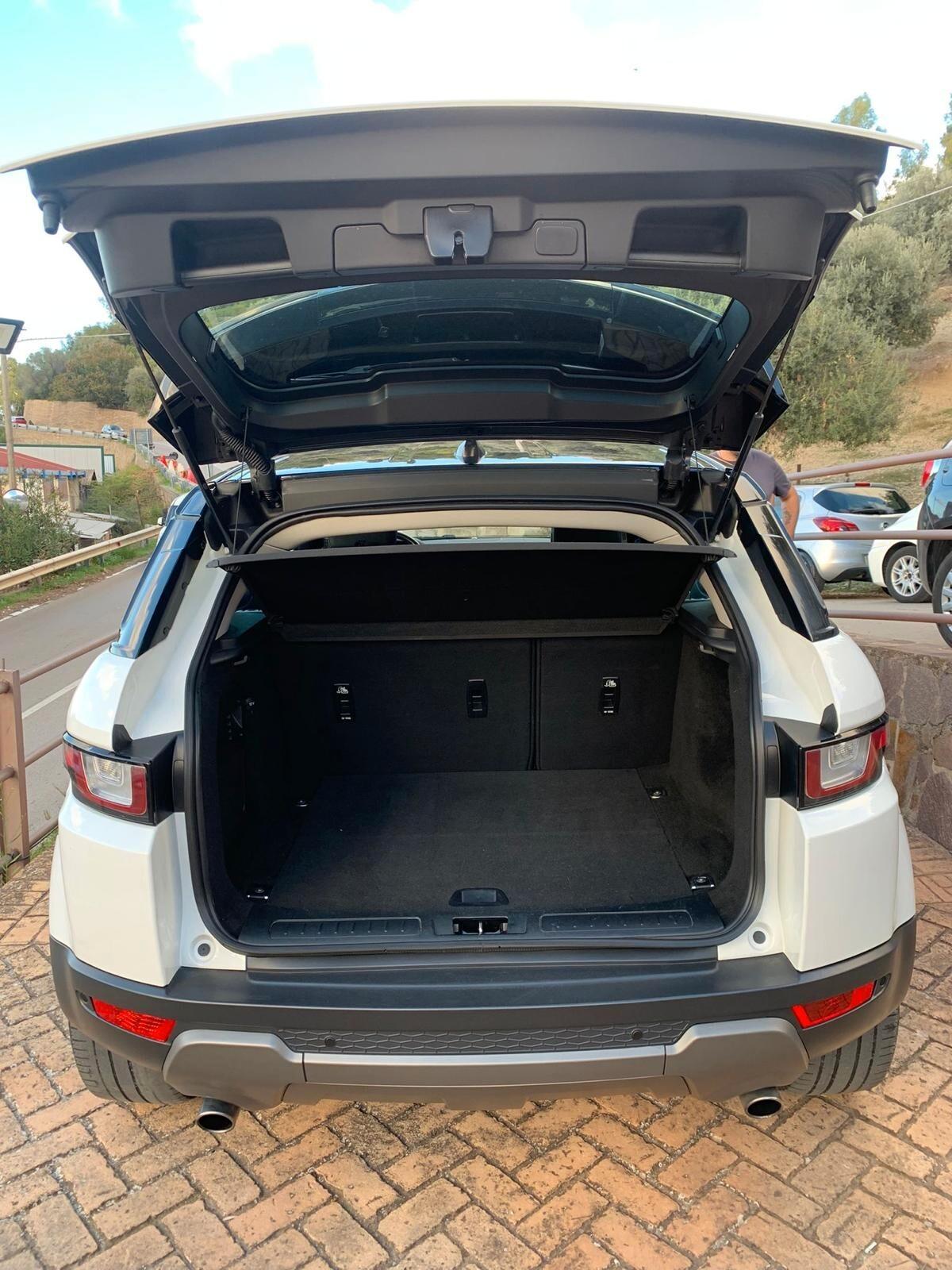 Land Rover Range Evoque 2.0 eD4 5p. Pure