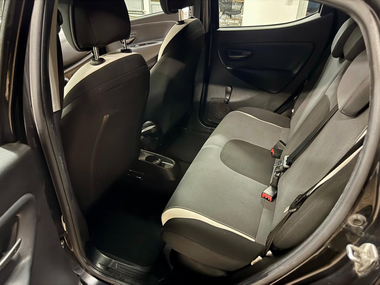 Lancia Ypsilon GPL Ecochic Gold