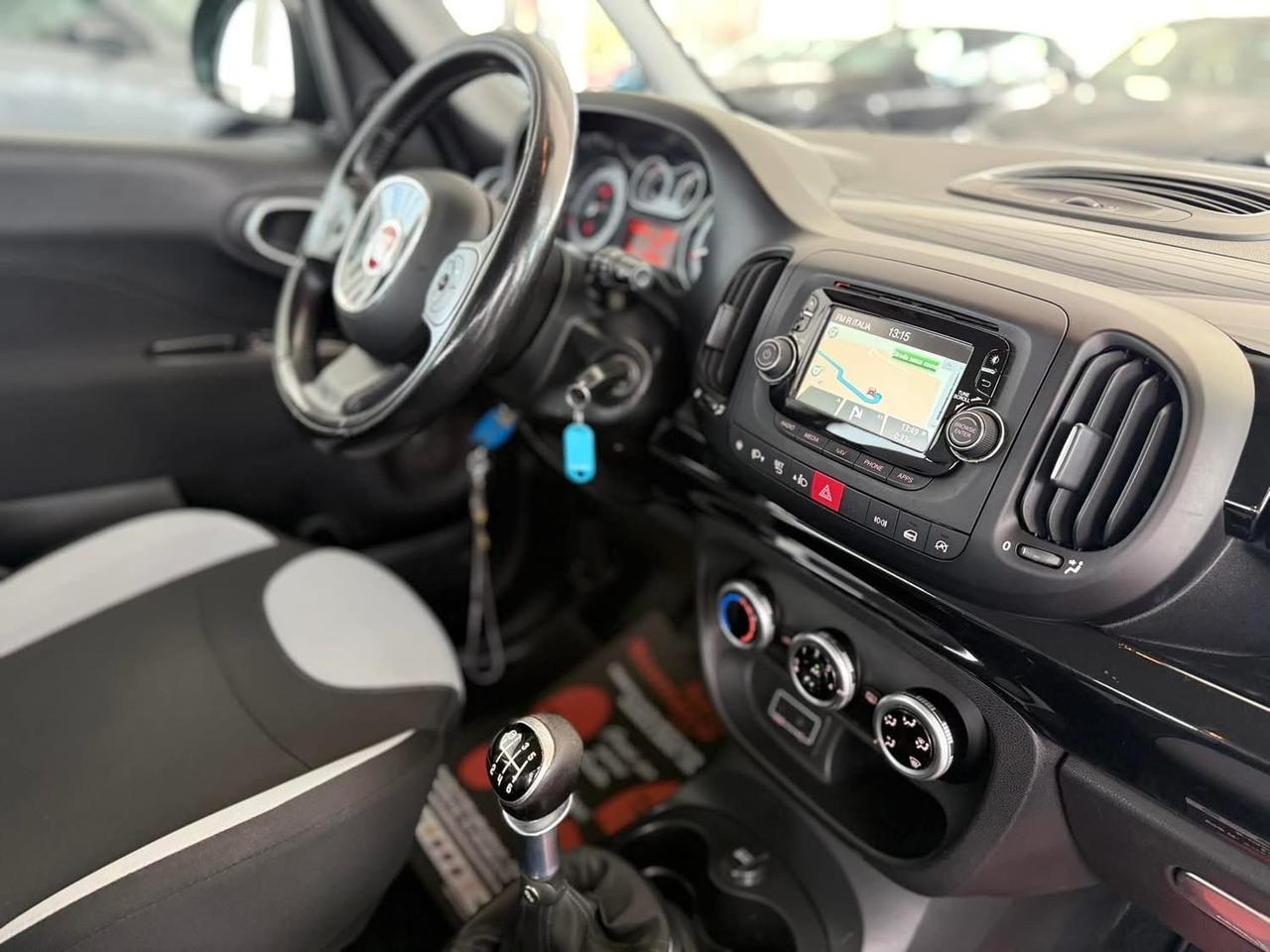 Fiat 500L 1.6 Mjt S&S 105cv Autocarro N1 Lounge 2016
