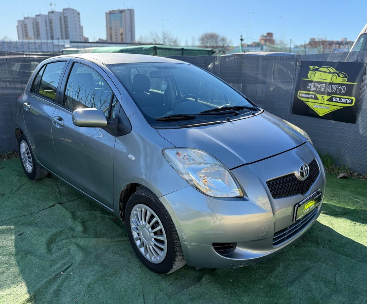 Toyota YARIS 1.0 BENZINA SOL NEOPATENTATI 5 PORTE