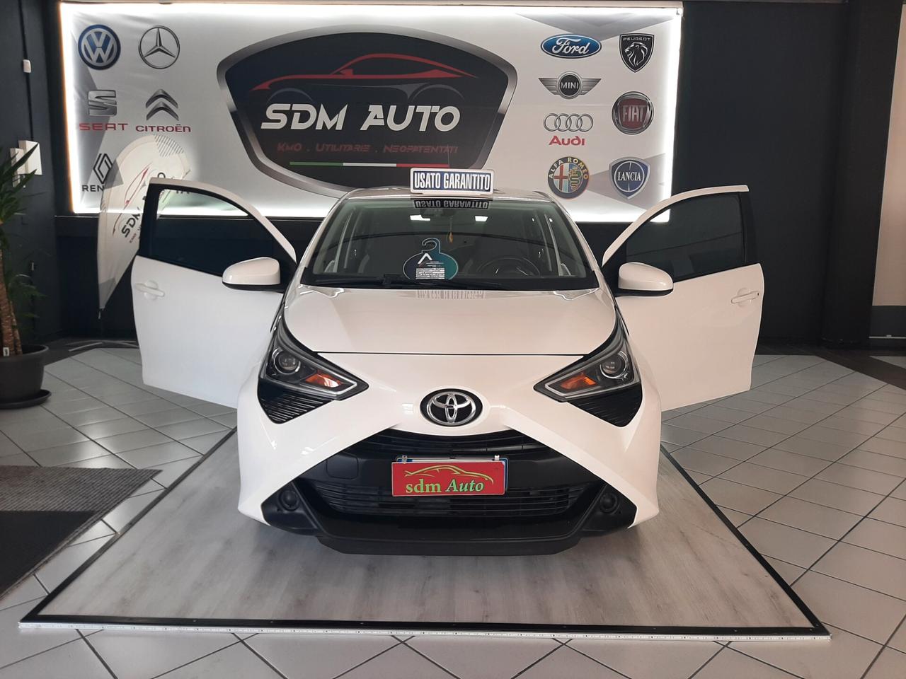 Toyota Aygo 1.0 VVT-i 72 CV 5 porte x-cite