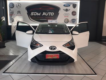 Toyota Aygo 1.0 VVT-i 72 CV 5 porte x-cite