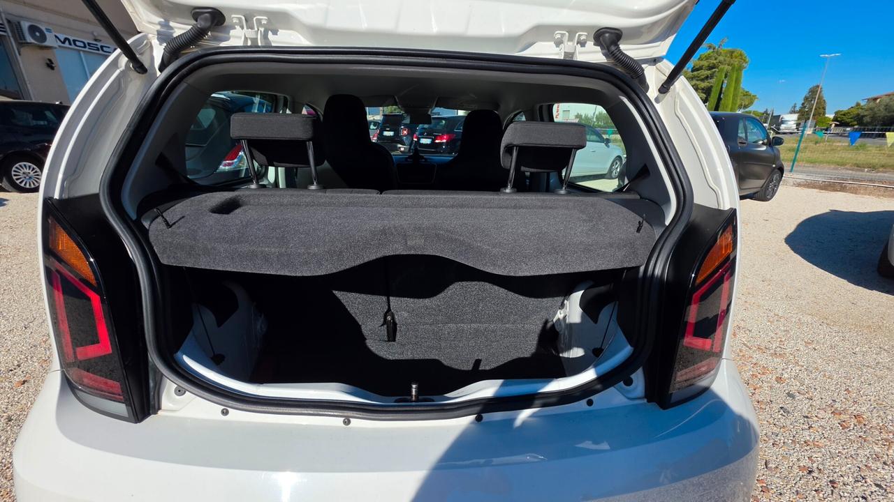 Volkswagen up METANO