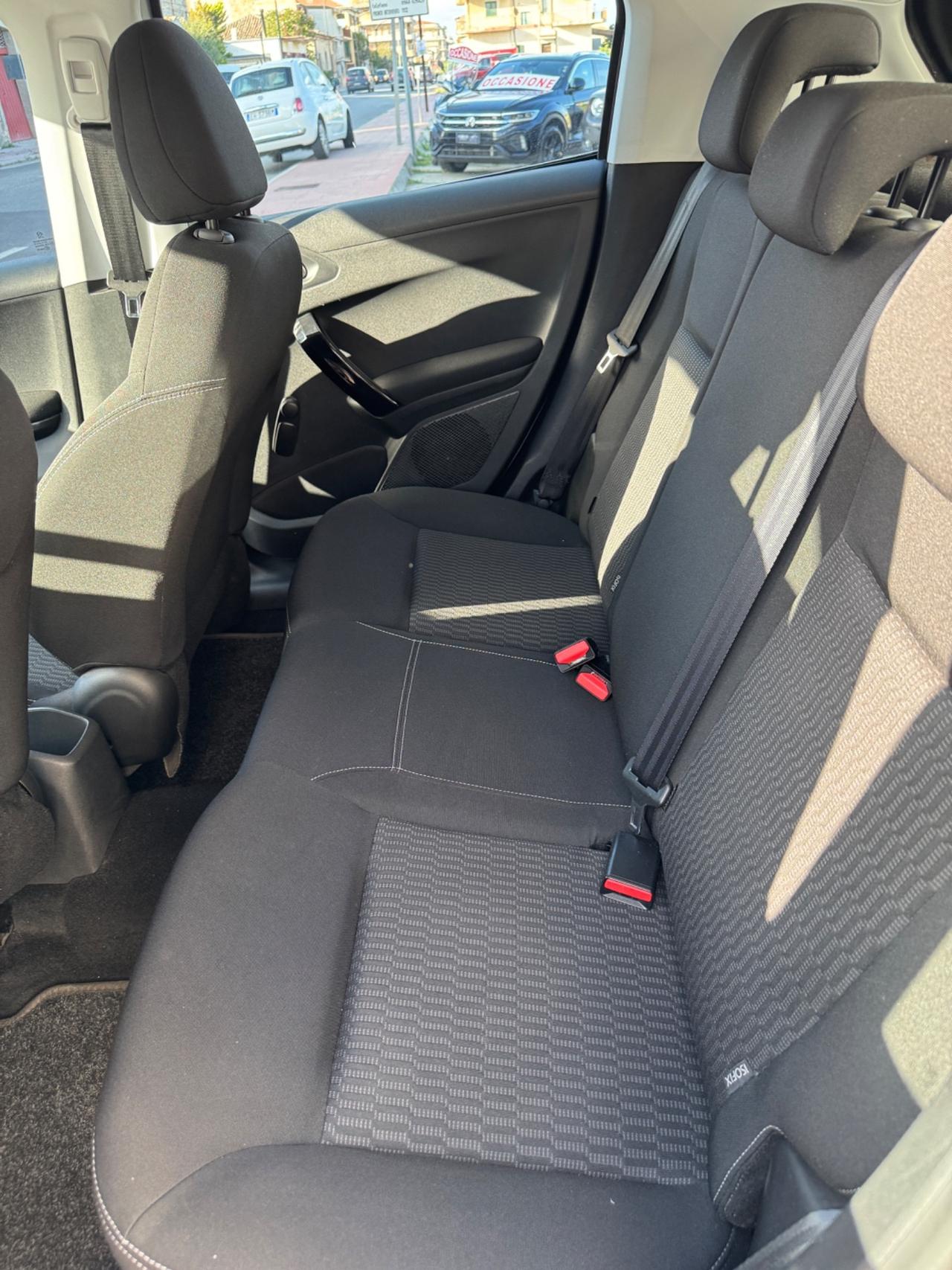 Peugeot 208 PureTech 82 5 porte Allure