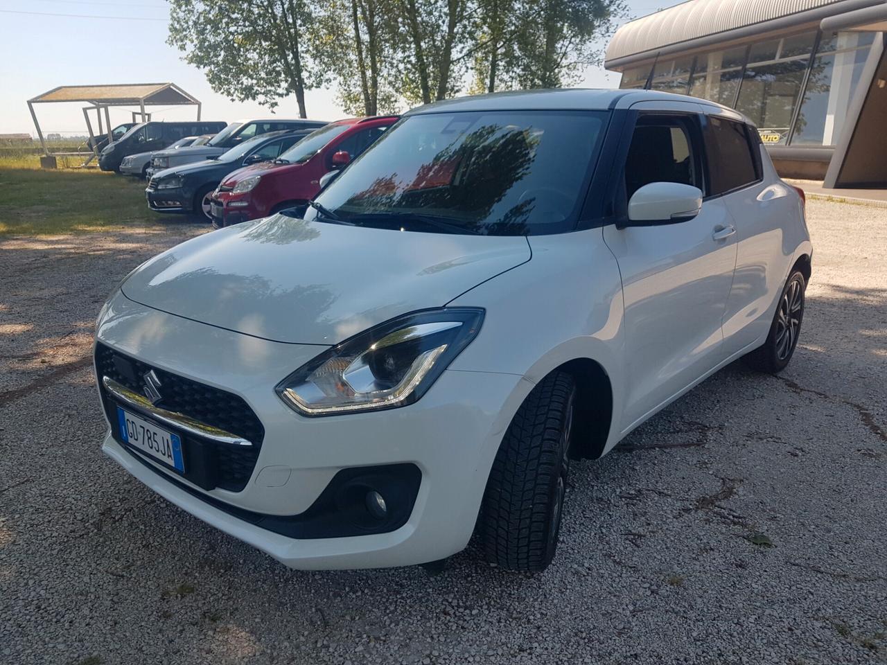 Suzuki Swift 1.2 Hybrid Top