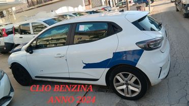 Renault Clio INCIDENTATA SINISTRATA MONDIALCARS 024