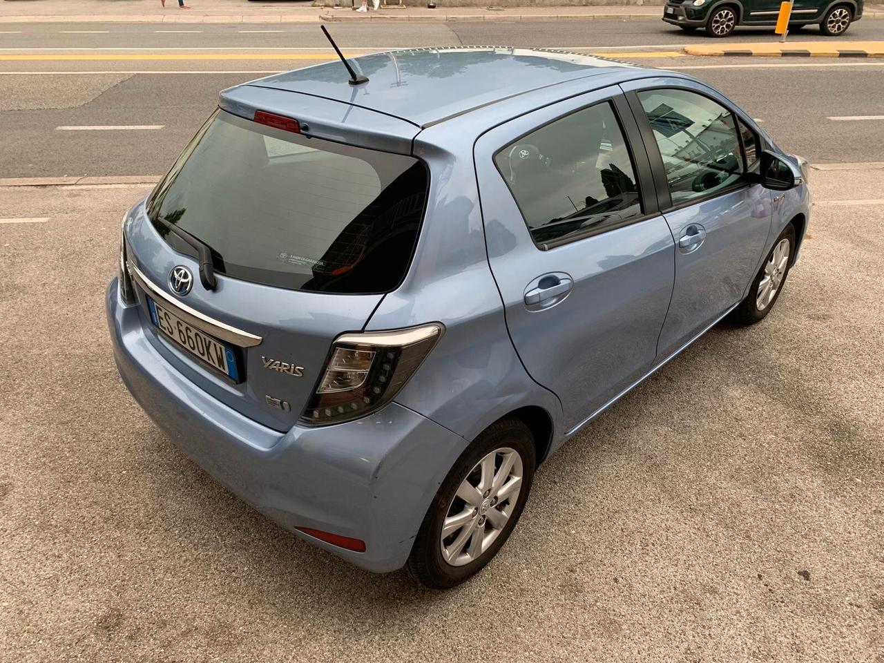 Toyota Yaris 1.5 Hybrid 5p Neopat.