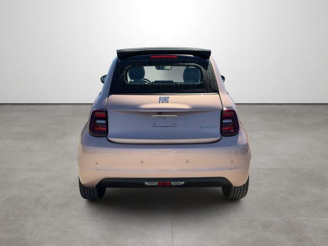 FIAT 500 Cabrio 1.0 hybrid Dolcevita La Prima