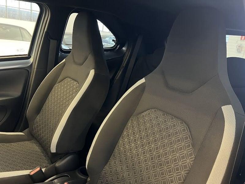 Toyota Aygo X Aygo X 1.0 Trend 72cv s-cvt IVA ESPOSTA