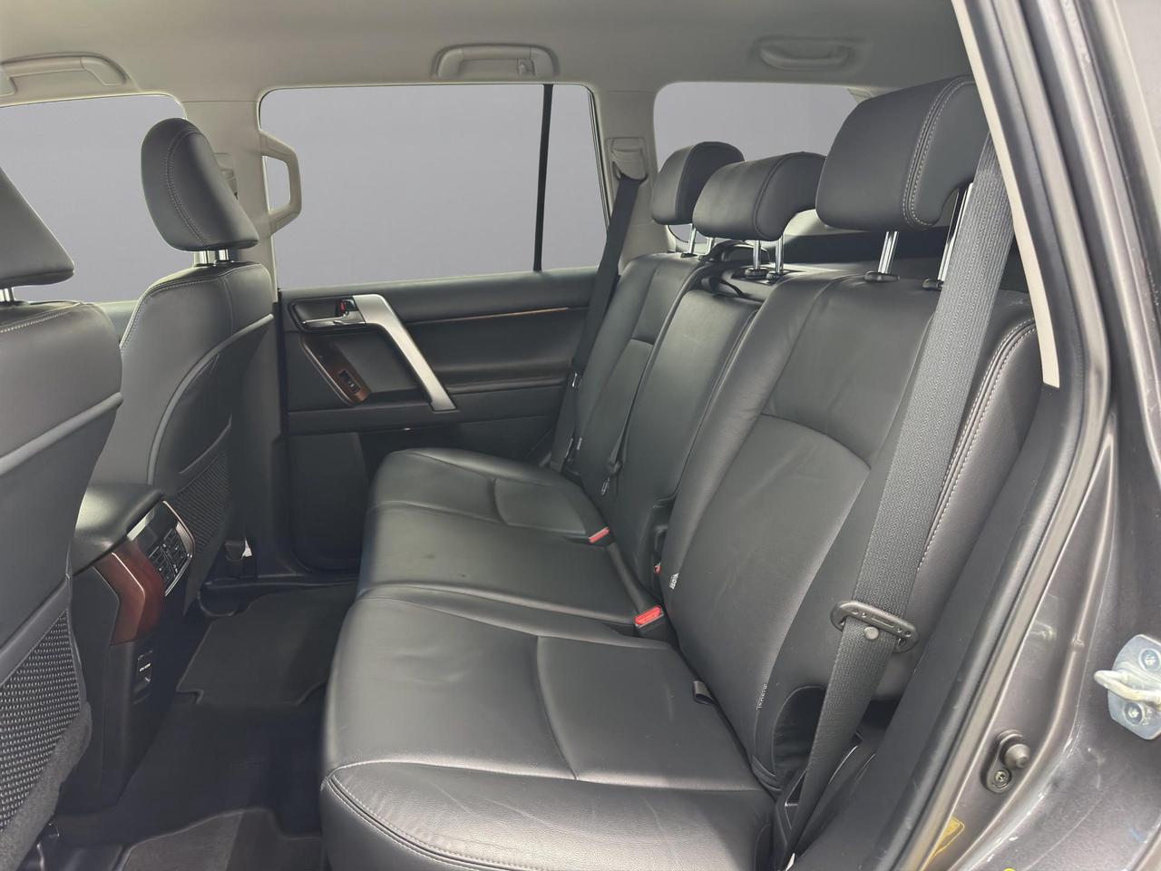 Toyota Land Cruiser 5p 2.8 d-4d Style auto