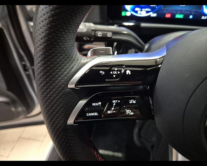 Mercedes-Benz EQA 300 AMG Line Advanced 4matic