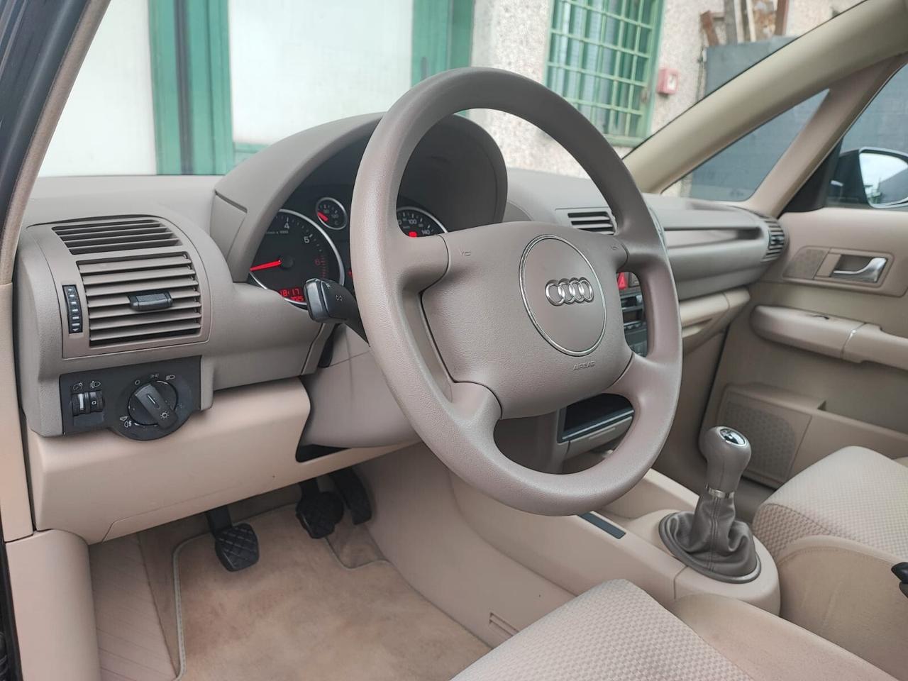Audi A2 1.4 BENZINA PARI AL NUOVO ASI