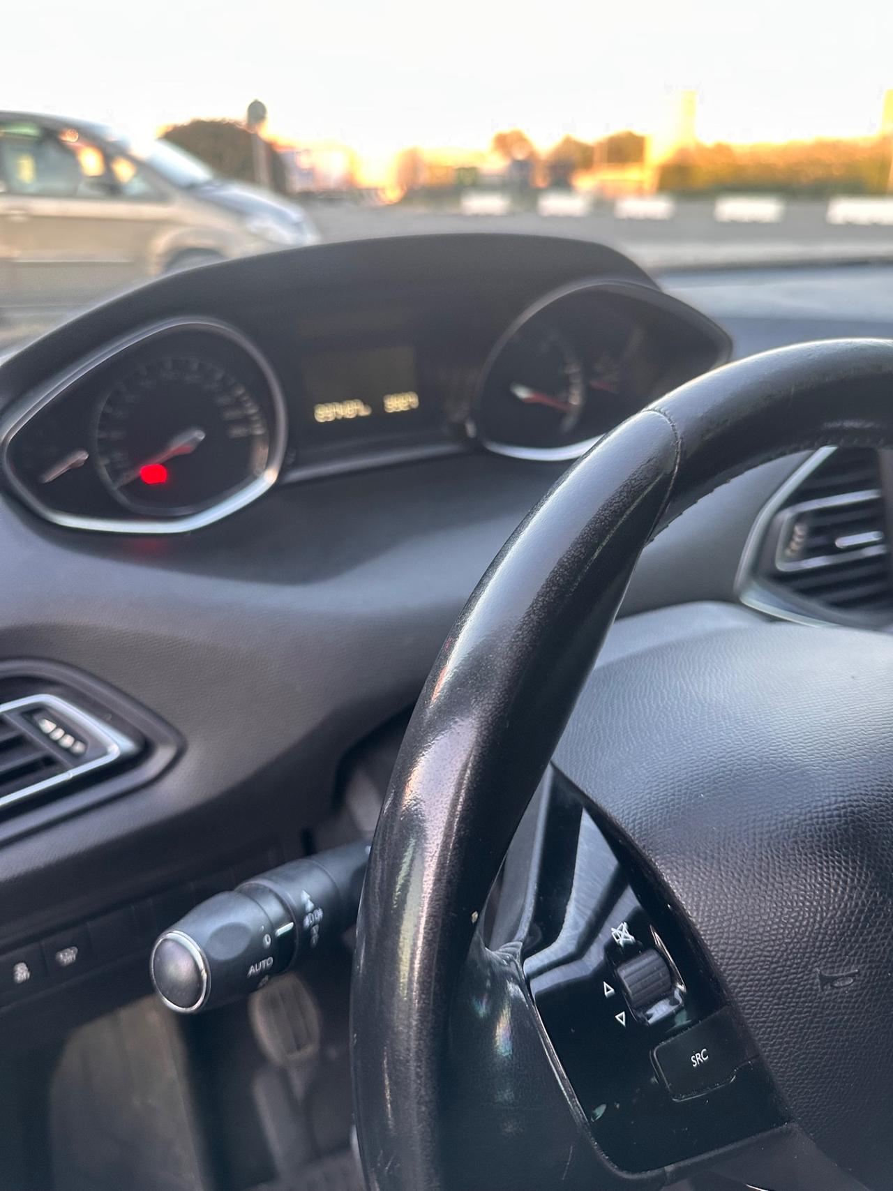 Peugeot 308 BlueHDi 130 S&S EAT8 Allure