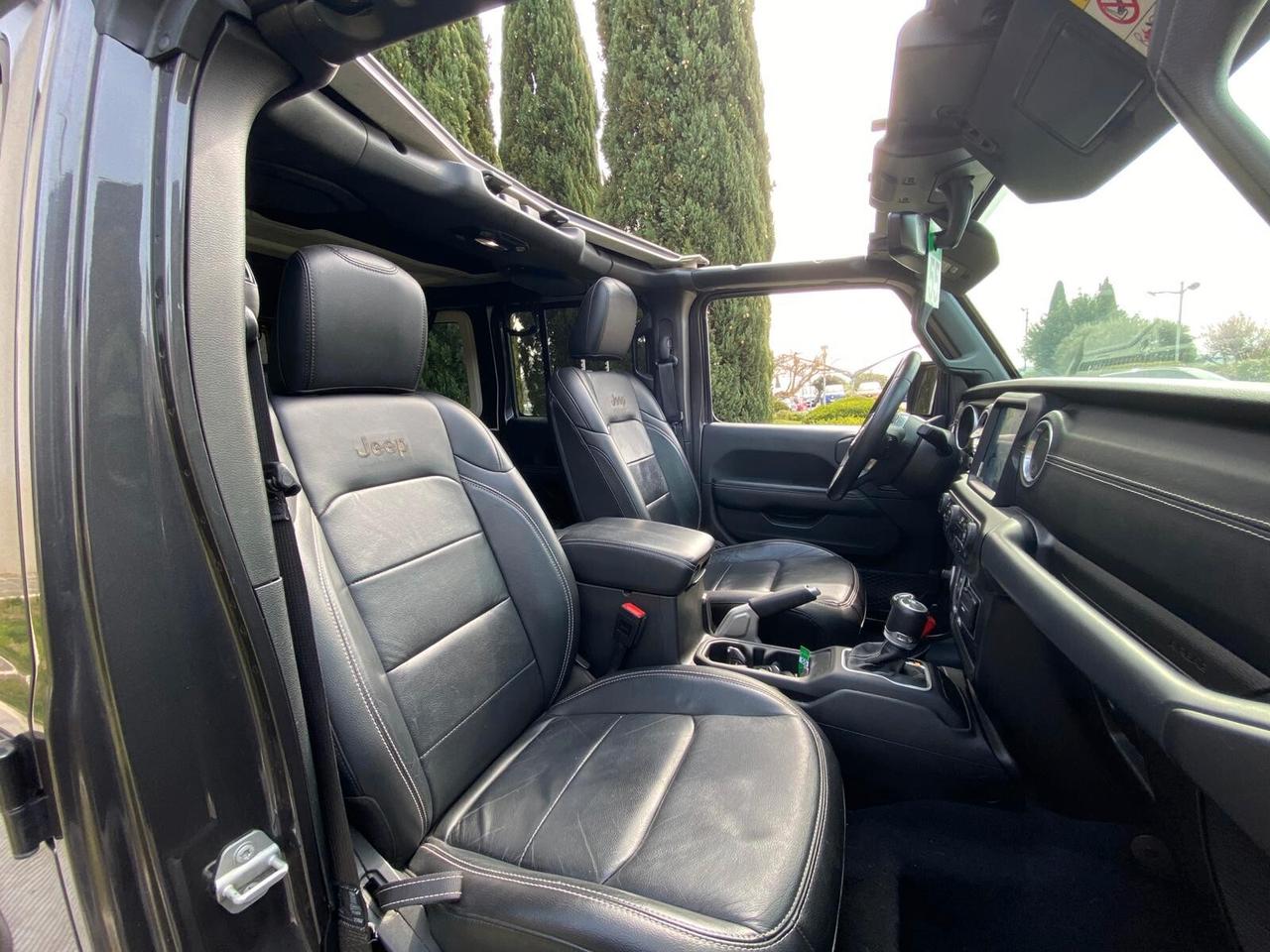 Jeep Wrangler Unlimited 2.2 Mjt Overland