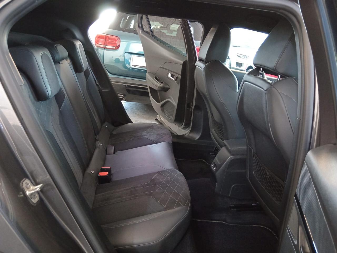 Peugeot 2008 PureTech 155 S&S EAT8 GT
