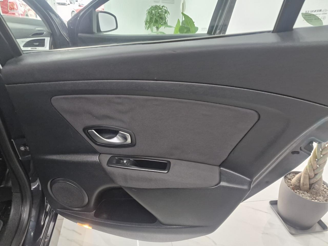 RENAULT MEGANE 1.5 DCI DYNAMIQUE 110CV ANNO 2010