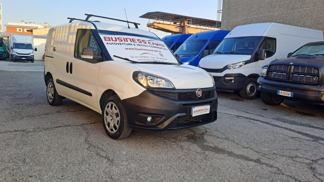 FIAT DOBLO' 1.4 T-JET NATURAL POWER LOUNGE- KM. 73000 - SCAD. BOMBOLE 01/2028 RINNOVABILI!