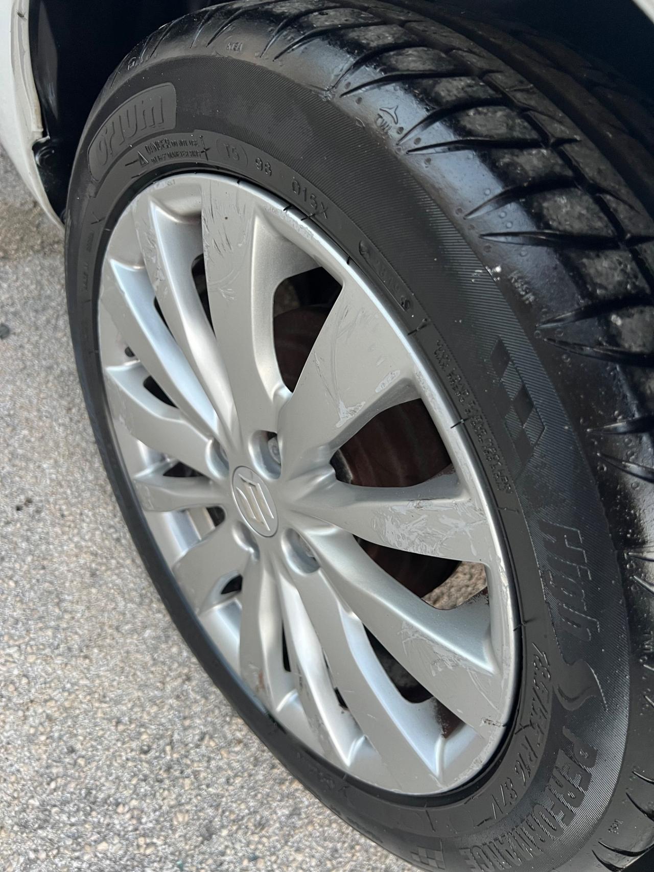 Suzuki Swift 1.3 DDiS 5 porte GL Top