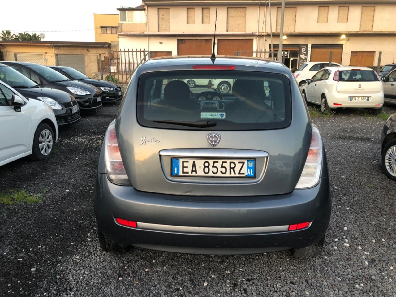 Lancia Ypsilon 1.2 Argento