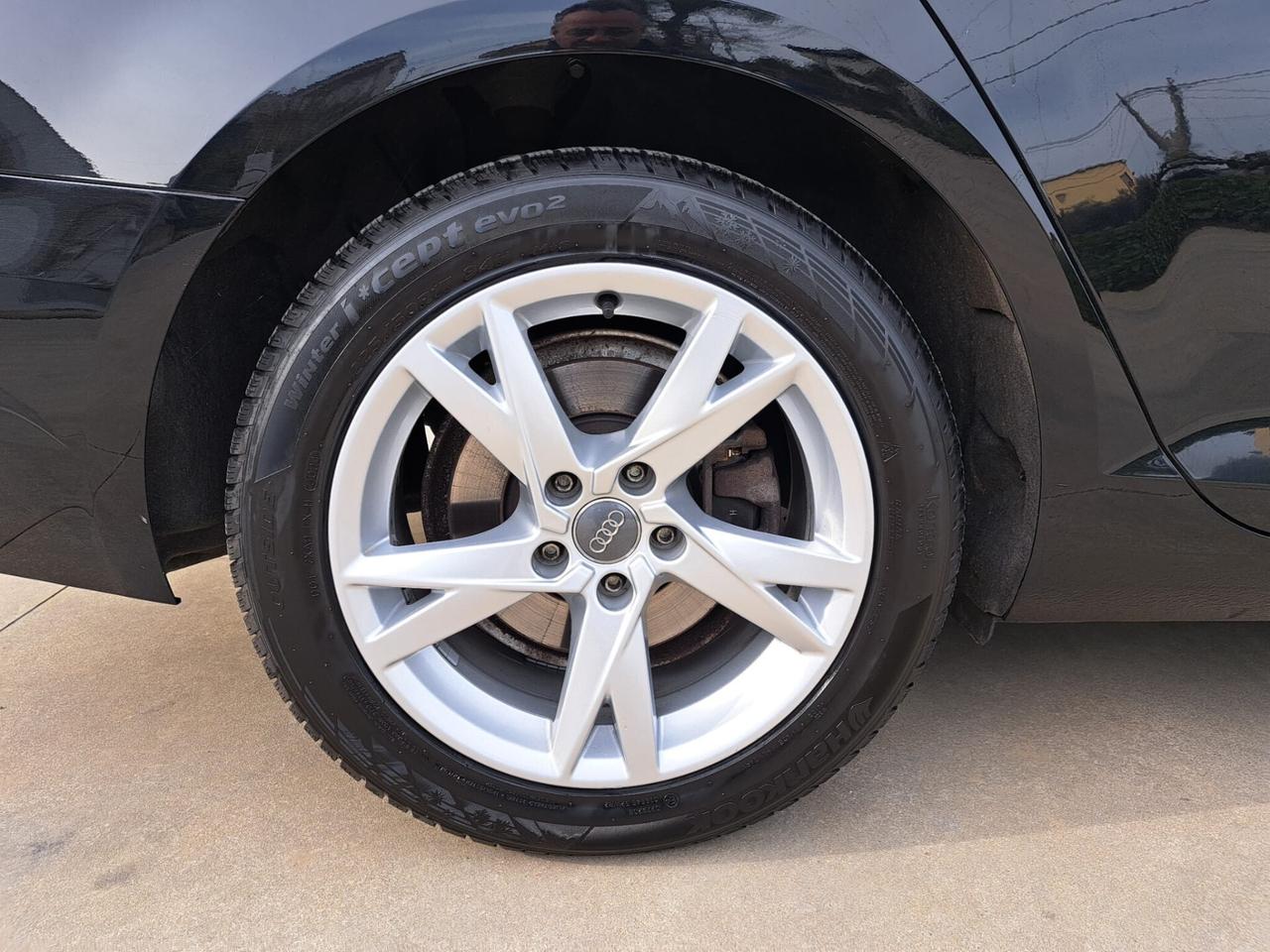 Audi A4 Avant 2.0 TDI 150 CV ultra Sport