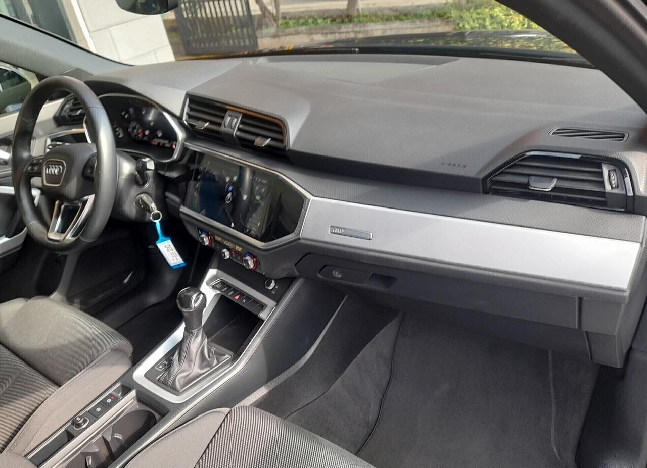 Audi Q3 35 TDI sportback S tronic S line IDENTITY BLACK