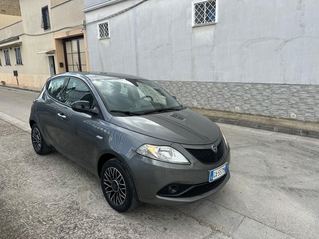 Lancia Ypsilon 1.2 69 CV 5 porte GPL Ecochic 2020