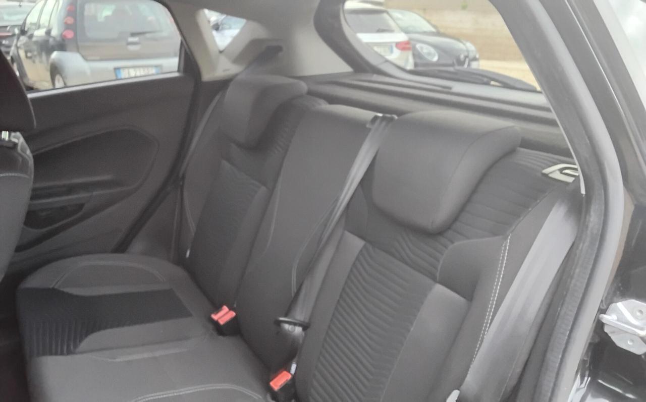 Ford Fiesta 1.4 5p. Bz.- GPL Titanium