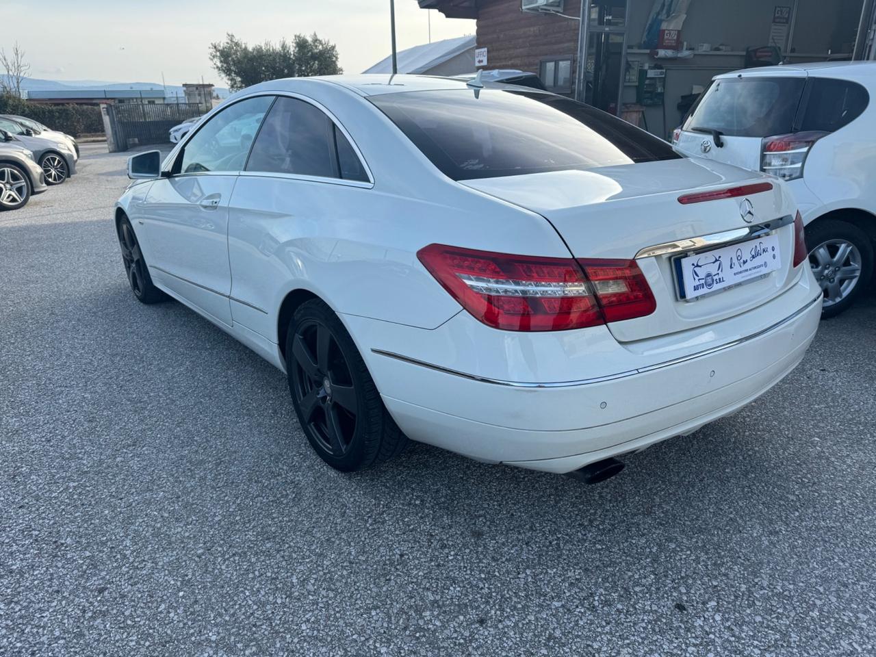 Mercedes-benz E 250 E 250 CDI Coupé BlueEFFICIENCY Avantgarde