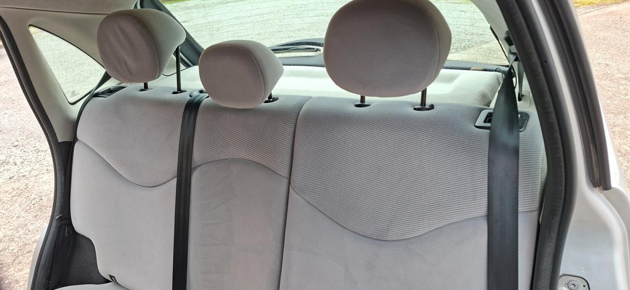 C3 1.1 ELEGANCE KM 140000 GARANZIA 12 MESI