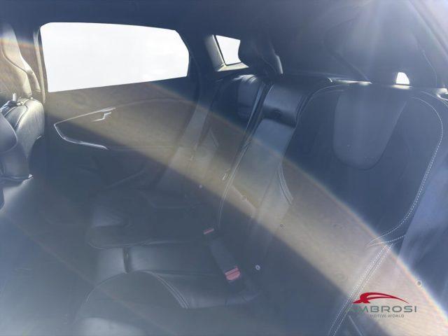 VOLVO V40 D2 R-design Kinetic - PER OPERATORI DEL SETTORE