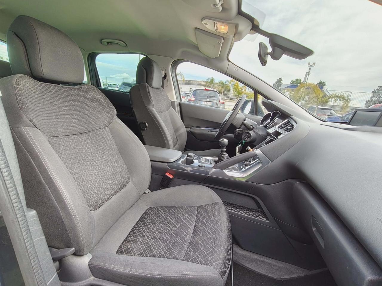 Peugeot 3008 1.6 HDi 115CV Business - 2014