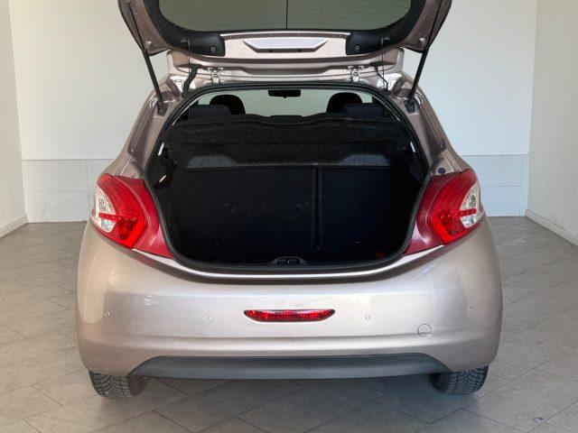 PEUGEOT 208 1° serie 1.2 VTi 82 CV 5 porte Allure