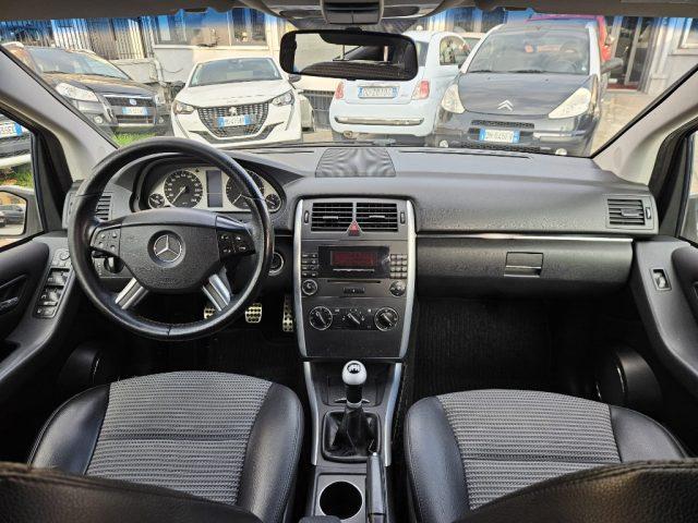 MERCEDES-BENZ B 180 CDI Sport