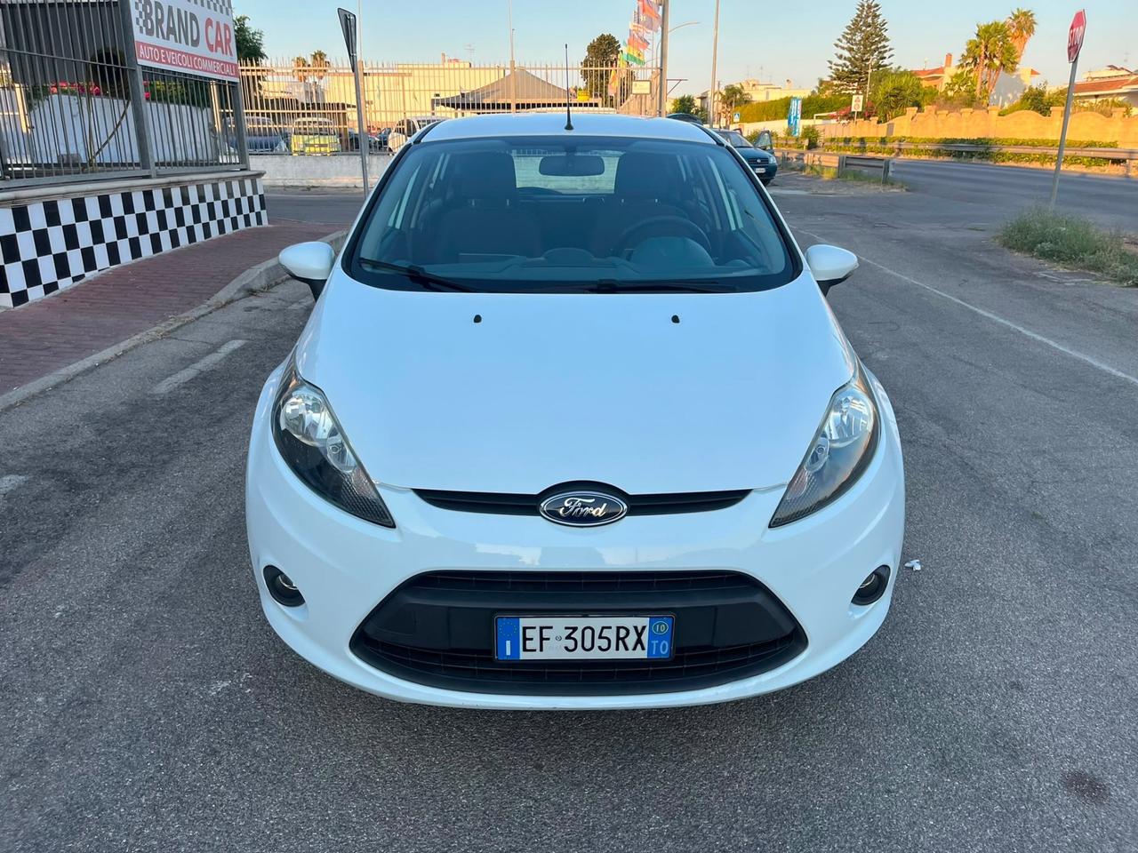 Ford Fiesta 1.2 5 porte Titanium 2010