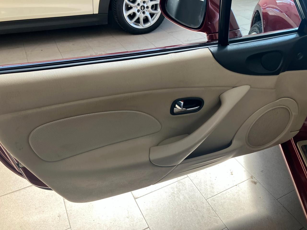 Mazda MX-5 1.8i 16V Edition ROMA, SOLO 95000KM